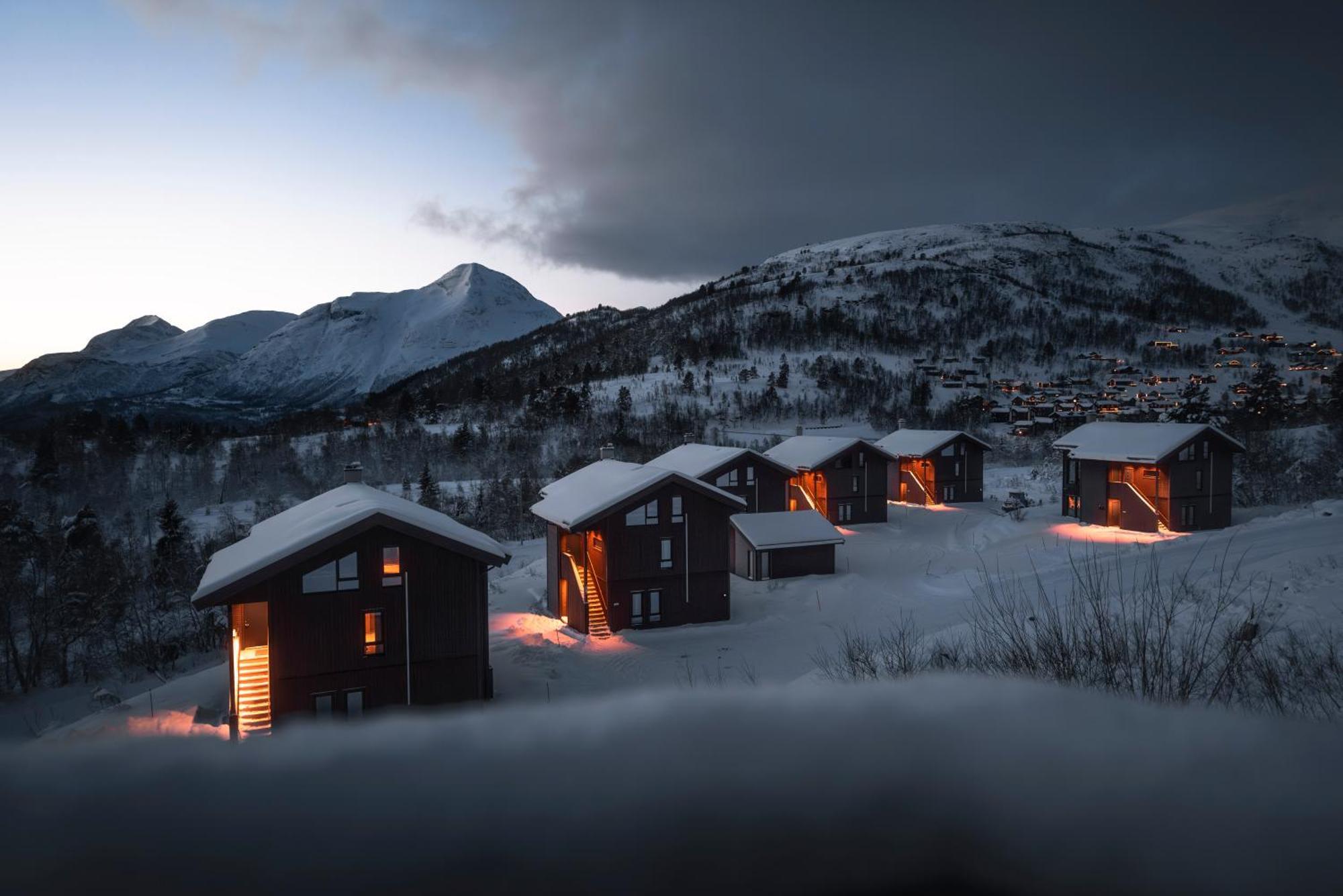 Nordic Charm Retreat With Sauna, Central To Strandafjellet Ski Resort & Geiranger Stranda  Eksteriør billede